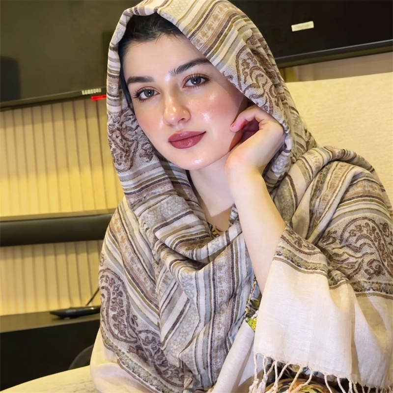 Vintage Fashion Hijab - Винтажный хиджаб с узором пейсли, модный