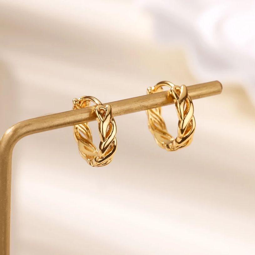 Винтажные полые серьги-кольца  – обзор и цена Vintage Fashion Trends 2025
