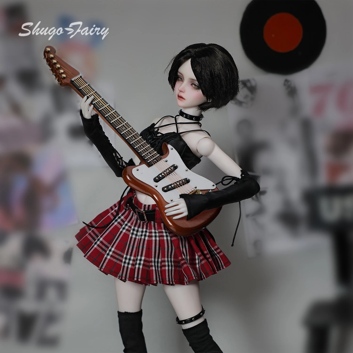 Кармен F 1/4 BJD панк-рок-звез – обзор и цена Vintage Fashion Doll